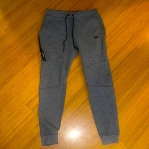 Nike Tech Sweat pants grey